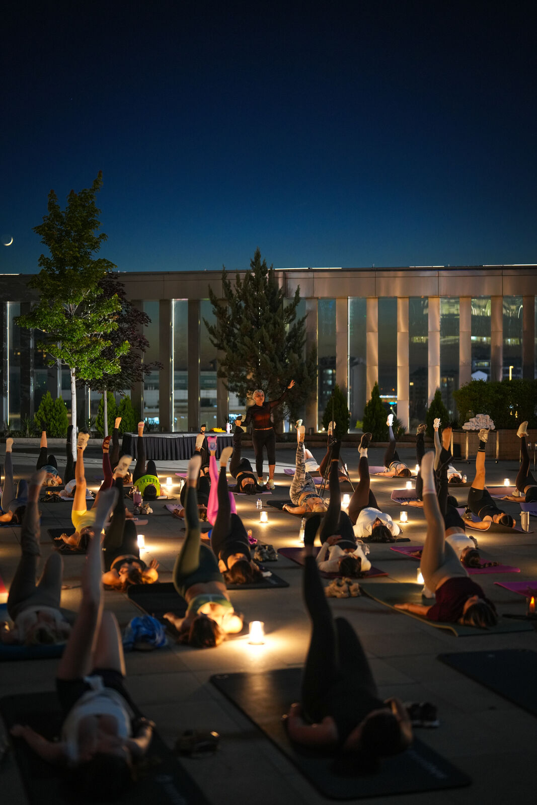Mum Işığı Yogası — JW Marriott