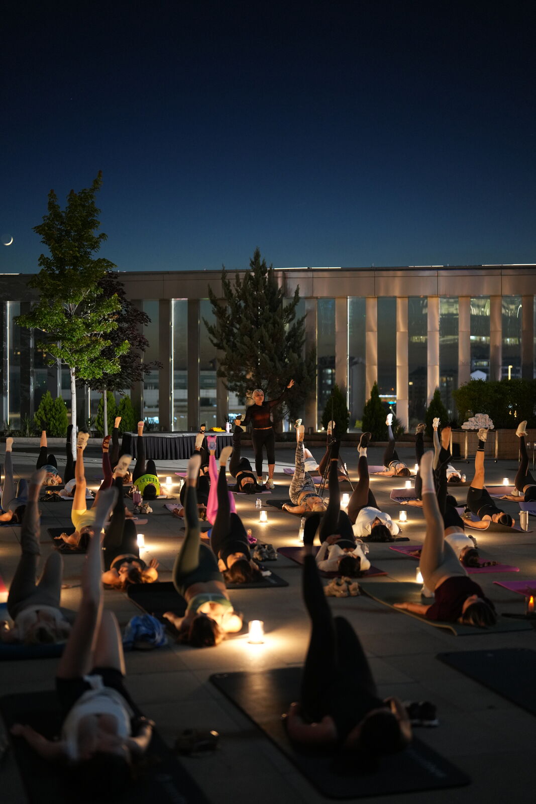 Mum Işığı Yogası — JW Marriott