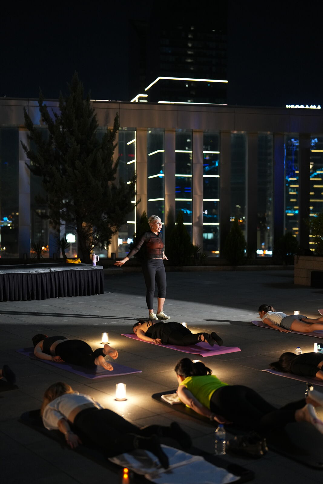 Mum Işığı Yogası — JW Marriott